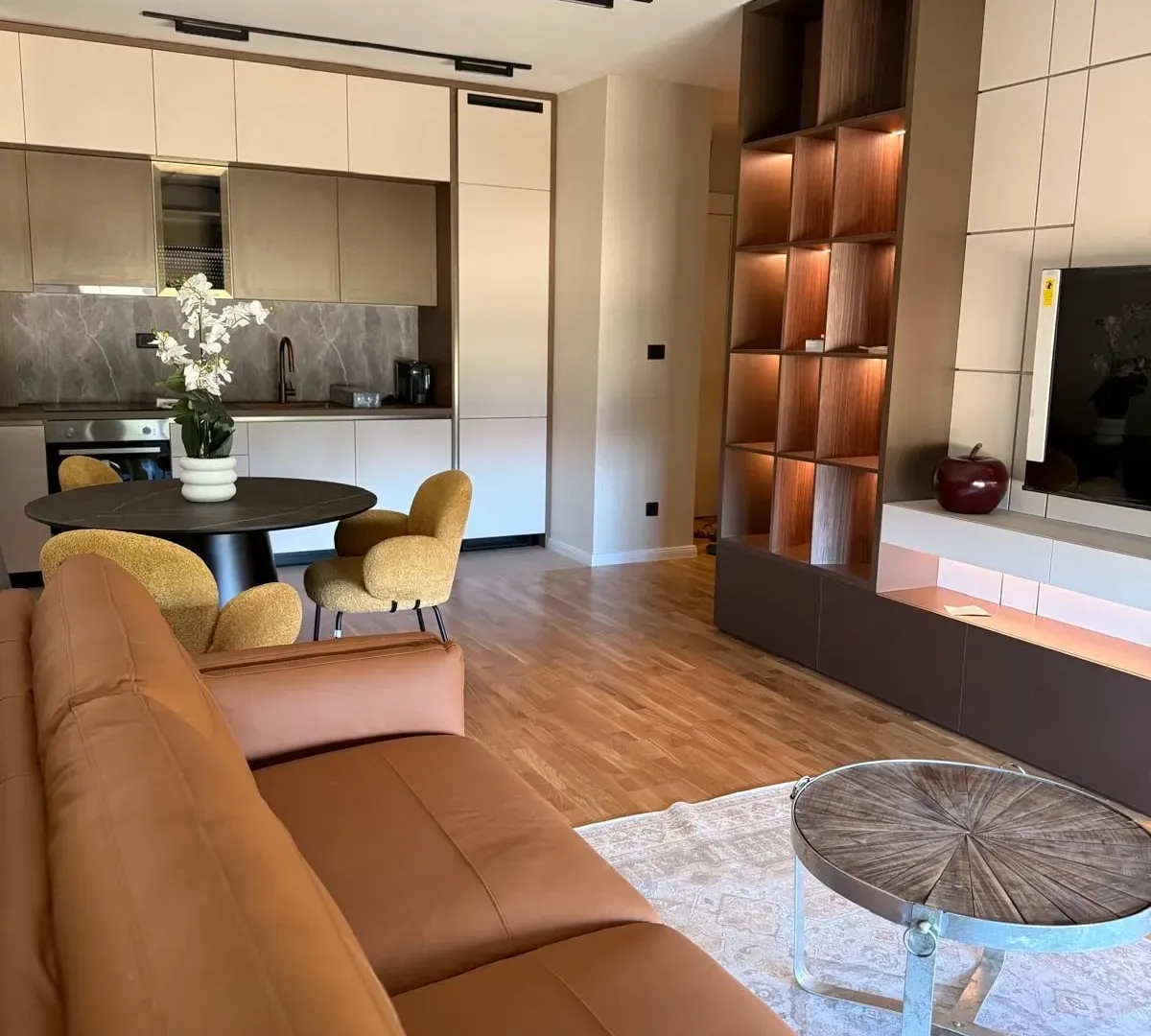 Izdavanje, jednosoban stan, 48m², Donja Gorica, Podgorica
