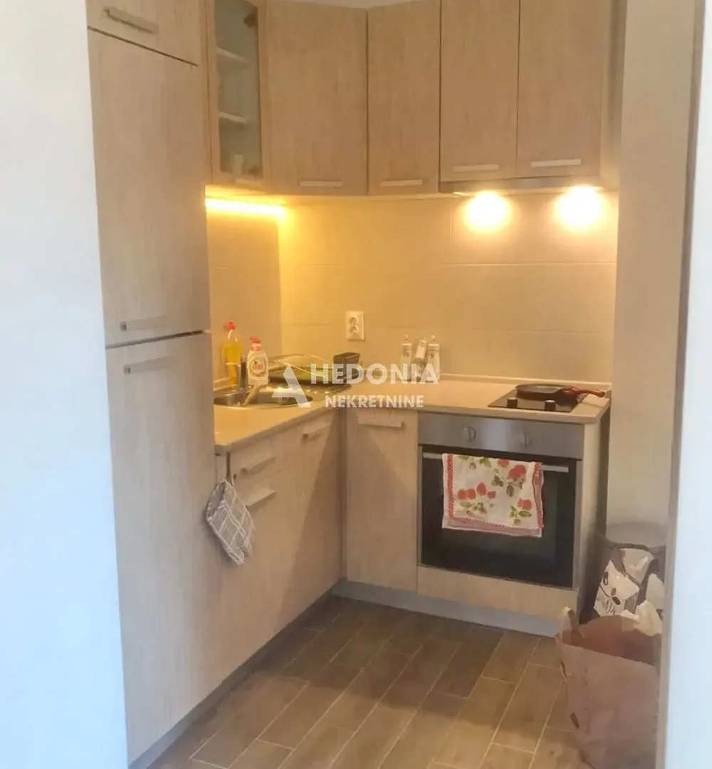 Prodaja, jednosoban stan, 31m², Centar, Zlatibor