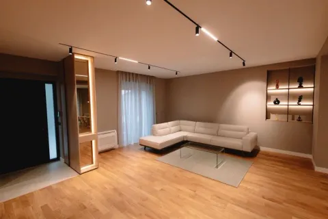 Rent, house, 130m², Ibričevina, Podgorica - image 8