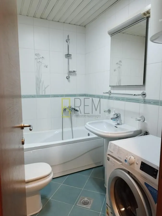 Rent, one bedroom apartment, 50m², Stari Aerodrom, Podgorica