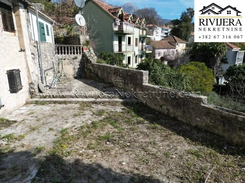 Sale, house, 173m², Centar, Herceg Novi