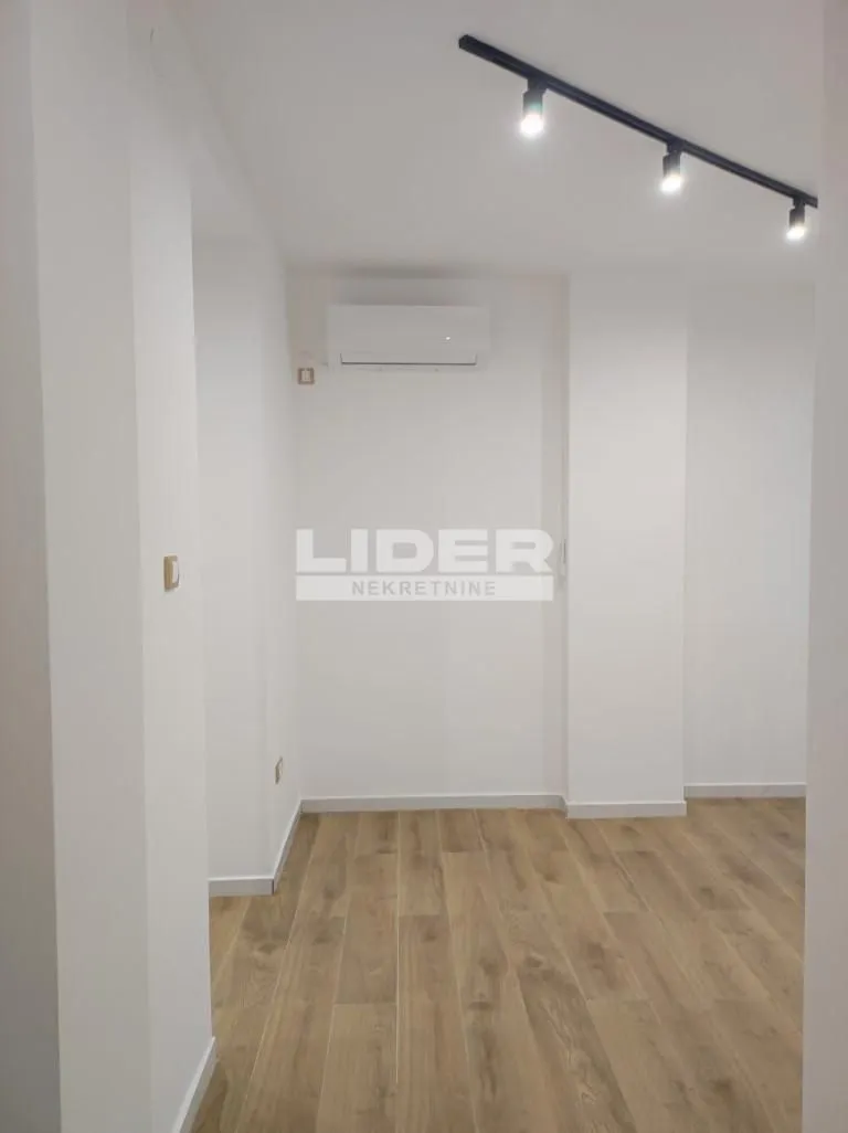 Rent, two bedroom apartment, 36m², Stari Grad, Beograd