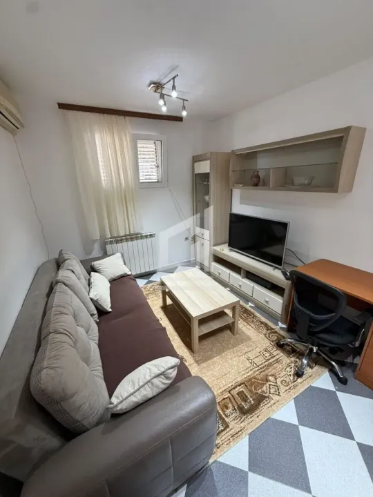 Izdavanje, jednosoban stan, 60m², Momišići, Podgorica