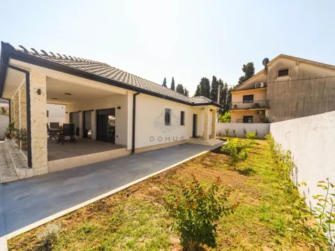 Prodaja, kuća, 130m², Tološi, Podgorica - image 3
