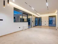 Prodaja,  kuća, 240m2, Bečići, Budva