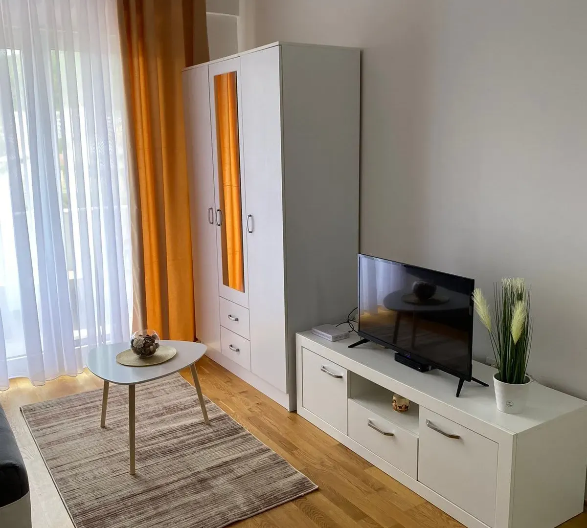 Rent, studio apartment, 26m², Lazi, Budva