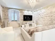 Sale, house, 690m², Stoliv, Kotor - image 3