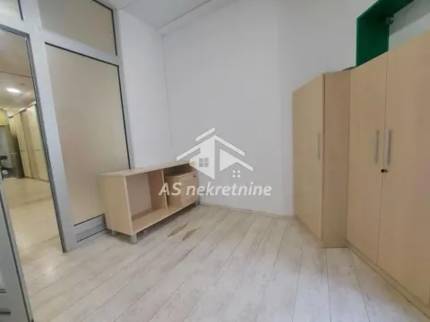 Izdavanje, poslovni prostor, 259m², Stari Grad, Beograd - image 12