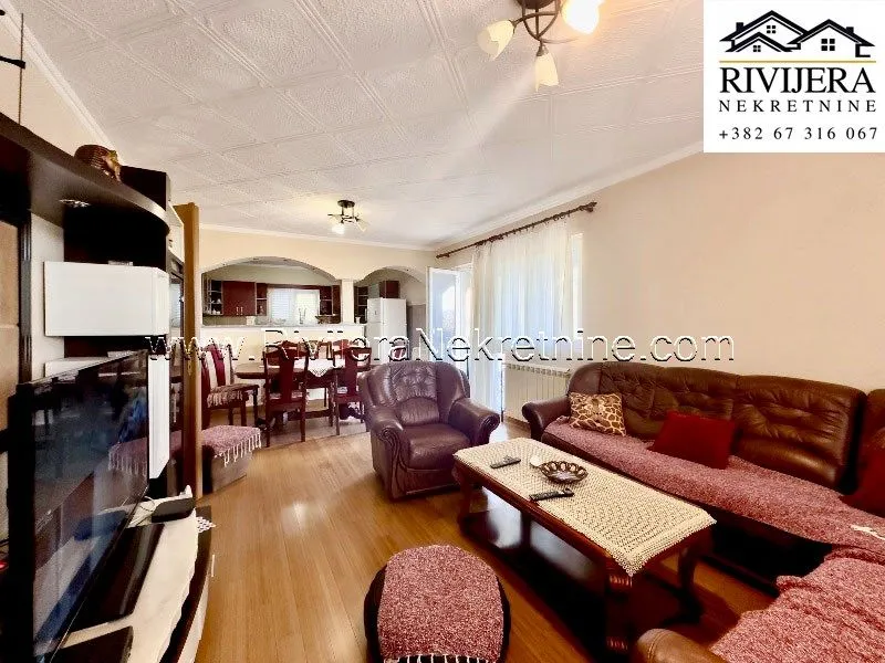 Prodaja, kuća, 350m², Gradiošnica, Tivat