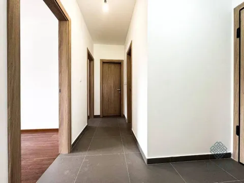 Izdavanje, dvosoban stan, 85m², Master Kvart, Podgorica - image 10