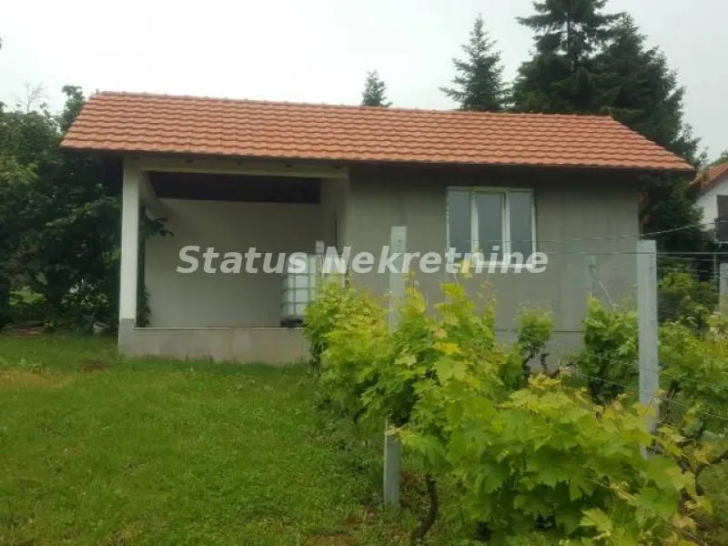 Prodaja, kuća, 360m², Irig, Srbija