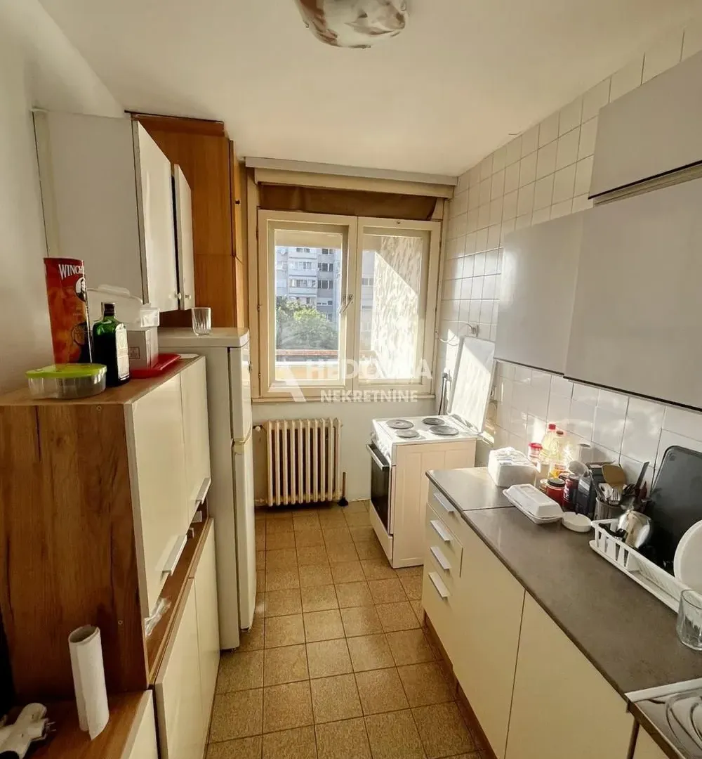 Prodaja, dvosoban stan, 73m², Brace Jerković, Voždovac Sve Podlokacije