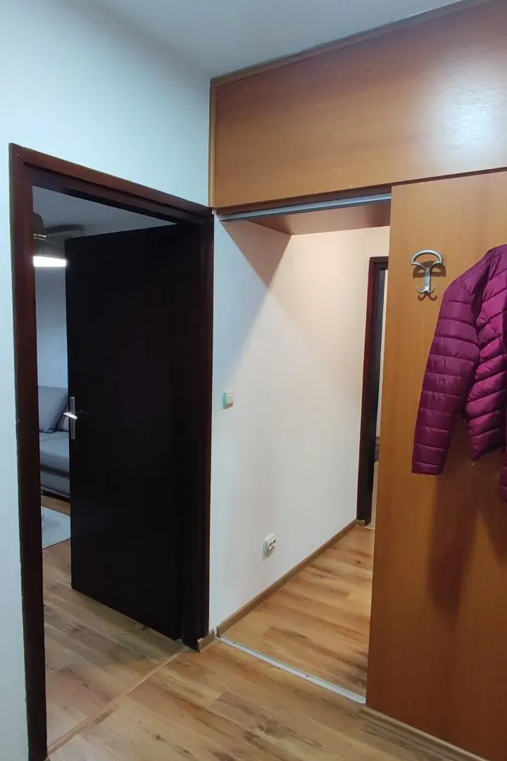 Izdavanje, stan, 65m², Bar, Crna Gora