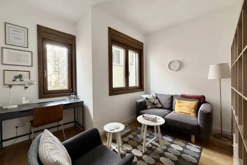 Izdavanje, četvorosoban stan, 81m², Dorćol Sve Podlokacije, Beograd