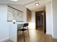 Izdavanje, dvosoban stan, 80m², Centar, Podgorica - image 8