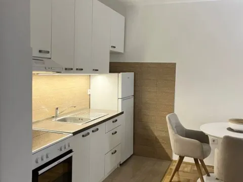 Rent, one bedroom apartment, 40m², City Kvart, Podgorica - image 15