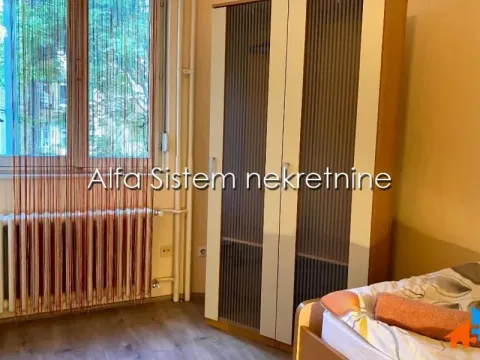 Izdavanje, četvorosoban stan, 80m², Stari Grad, Beograd - image 11