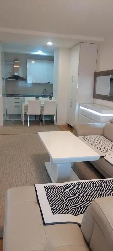 Izdavanje, jednosoban stan, 45m², Bar, Crna Gora