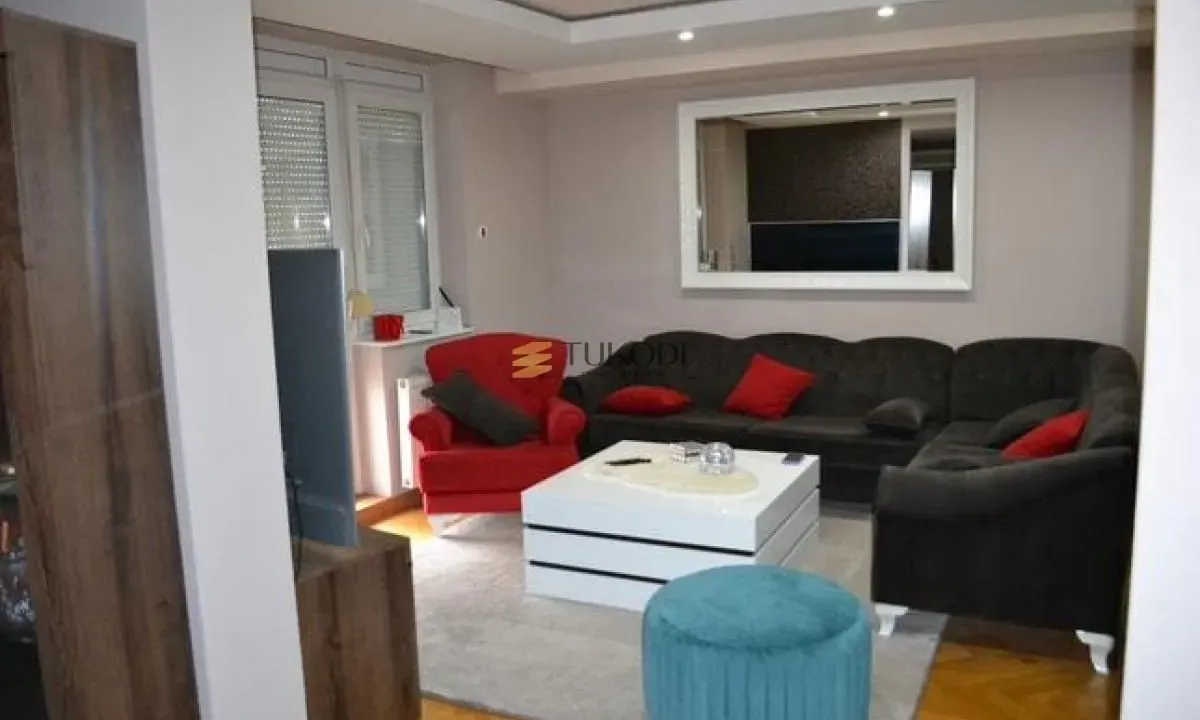 Sale, four bedroom apartment, 130m², Grbavica, Novi Sad Sve Podlokacije