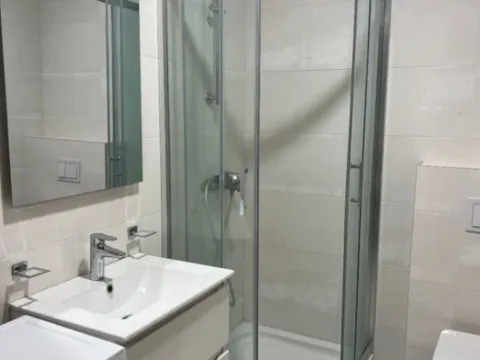 Izdavanje, četvorosoban stan, 110m², Master Kvart, Podgorica - image 7