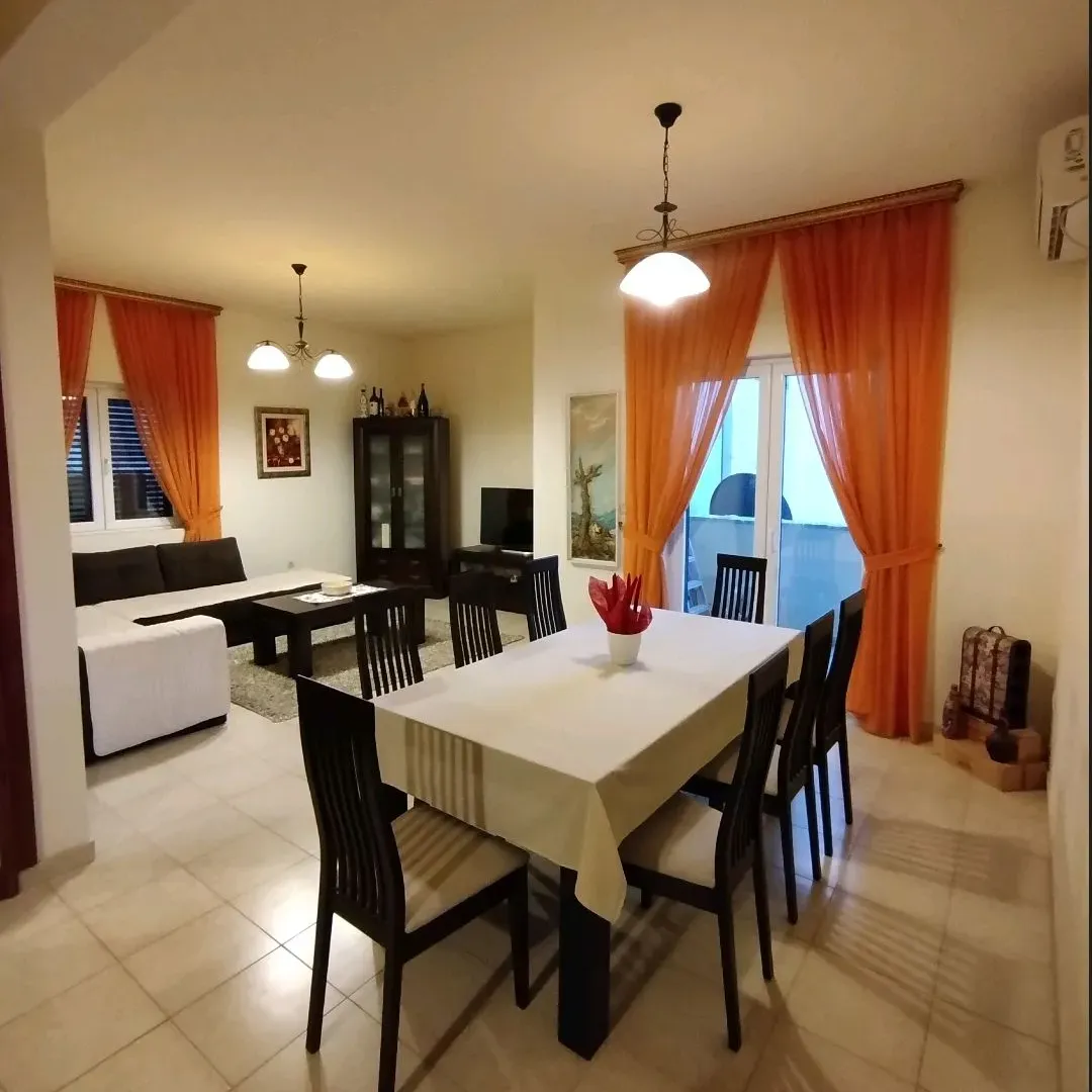 Rent, one bedroom apartment, 60m², Đenovići, Herceg Novi