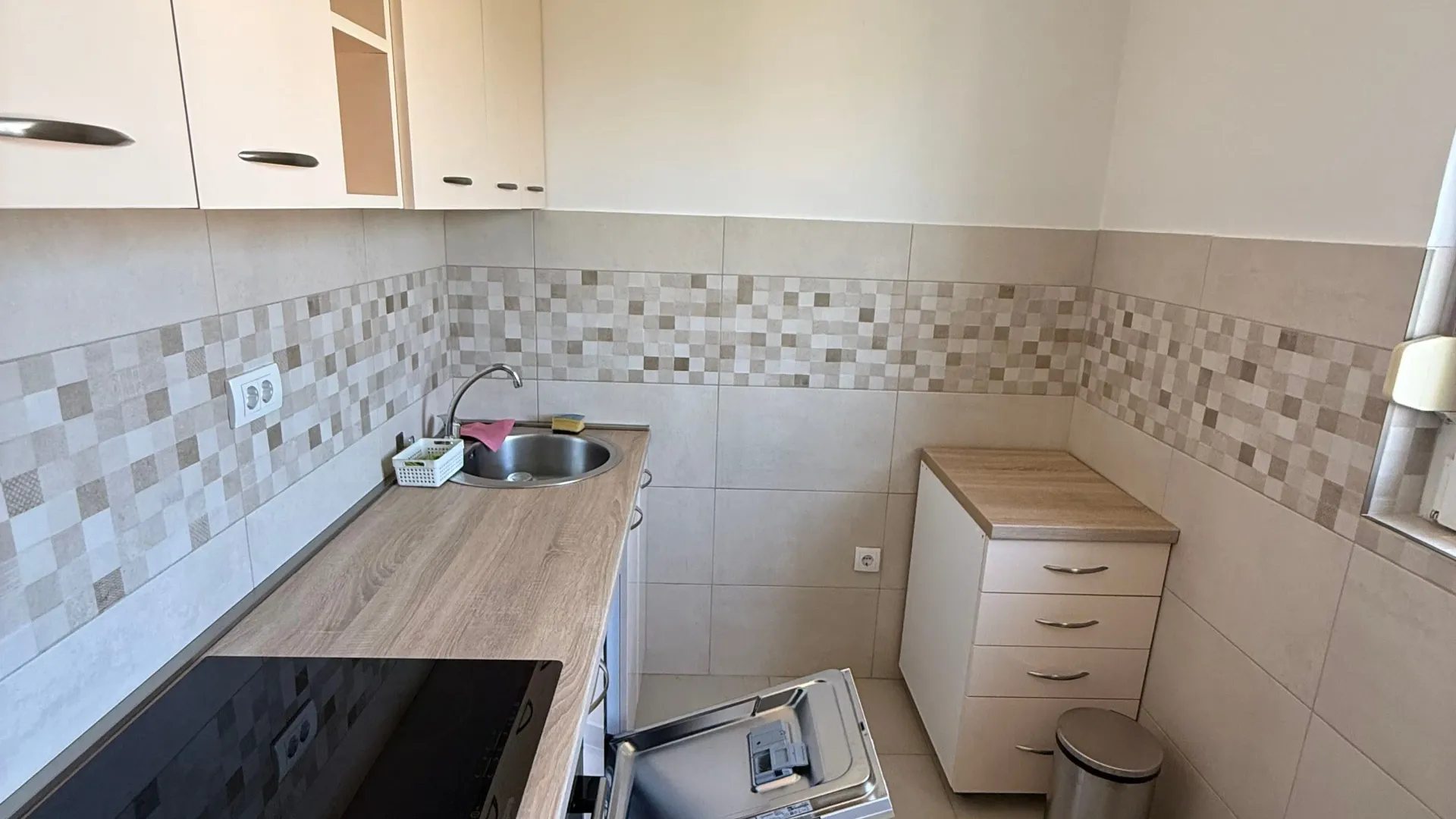Rent, studio apartment, 29m², Zabjelo, Podgorica
