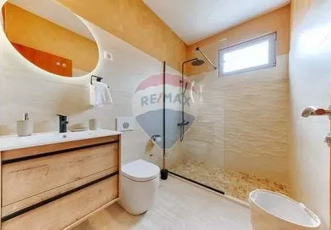 Izdavanje, stan, 86m², Centar, Bar - image 8