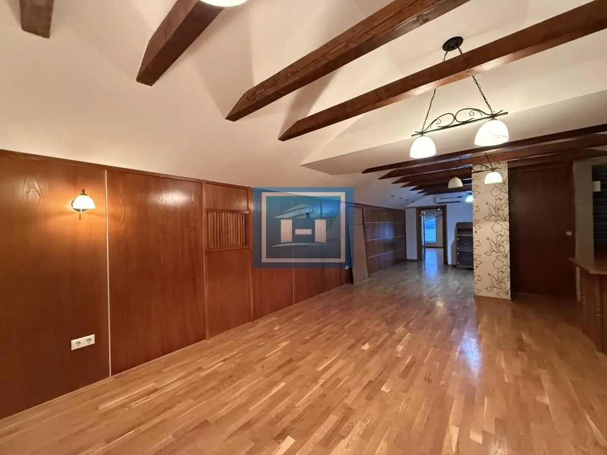 Prodaja, dvosoban stan, 99m², Vašarište, Jagodina