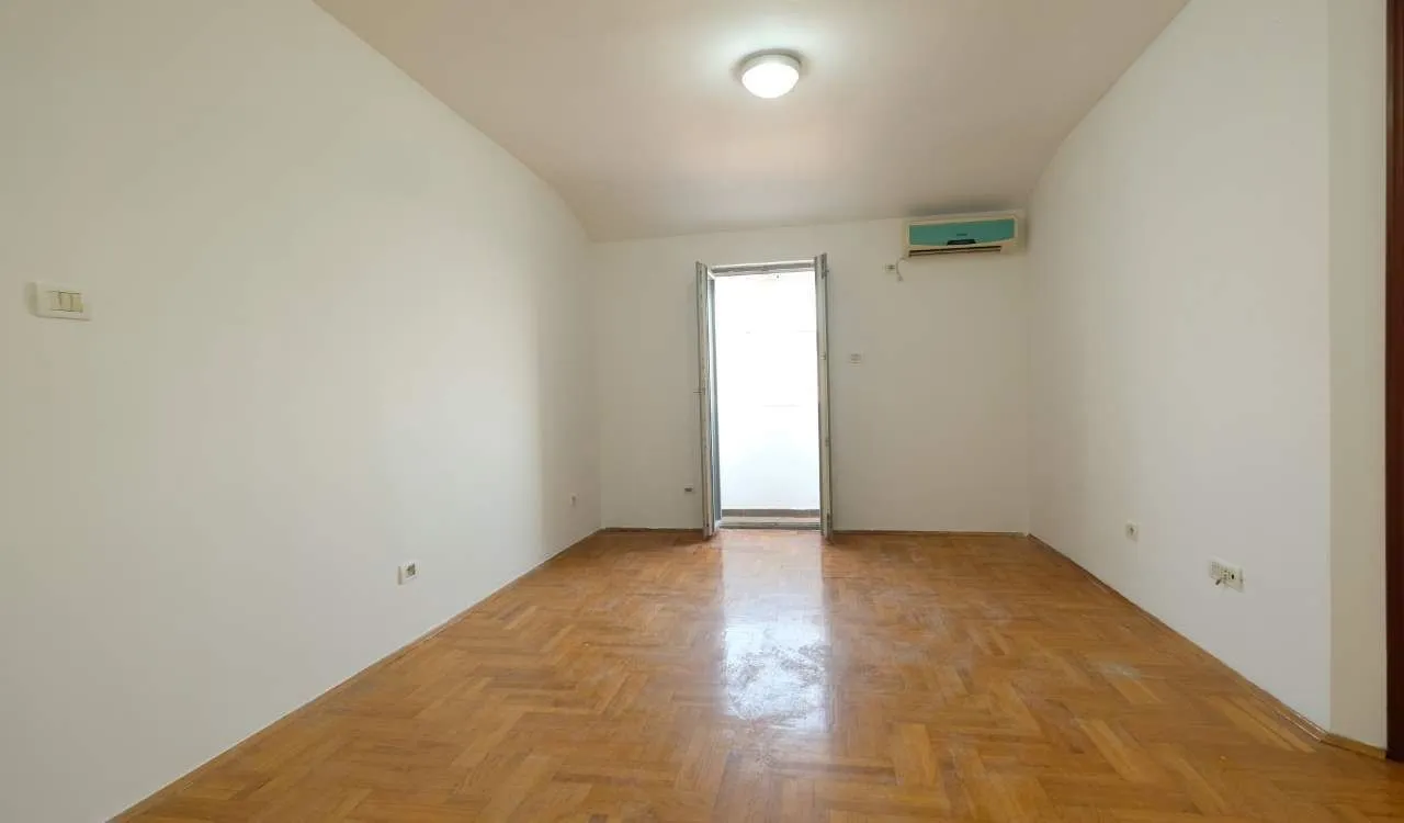 Rent, two bedroom apartment, 54m², City Kvart, Podgorica