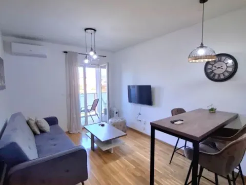 Izdavanje, jednosoban stan, 40m², Zabjelo, Podgorica - image 3