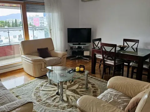 Izdavanje, jednosoban stan, 47m², Preko Morače, Podgorica - image 3