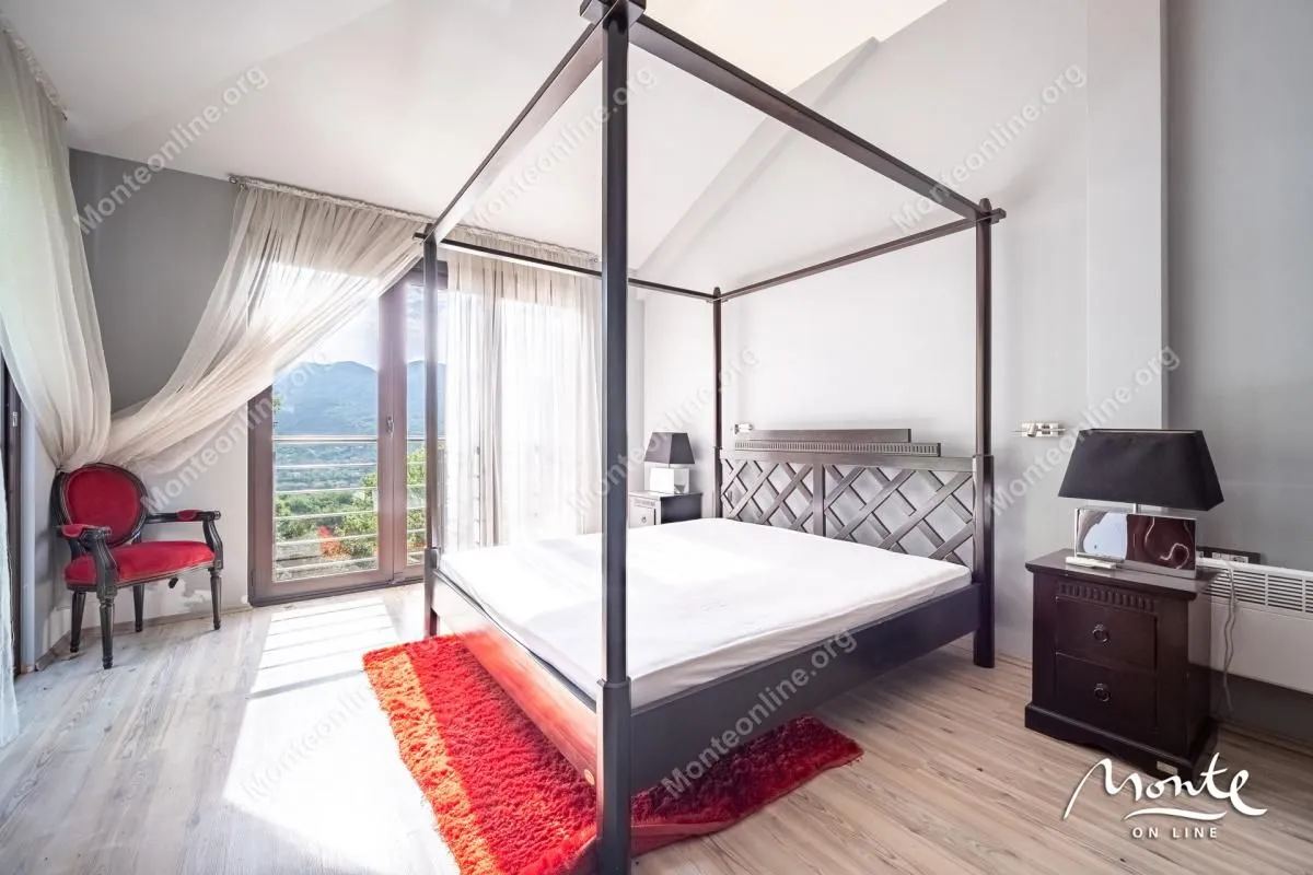 Prodaja, kuća, 188m², Sasovići, Herceg Novi
