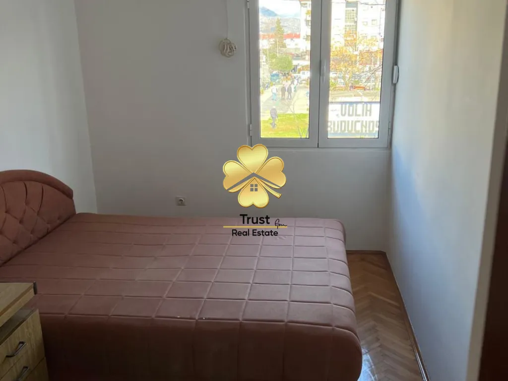 Izdavanje, dvosoban stan, 76m², Stari Aerodrom, Podgorica