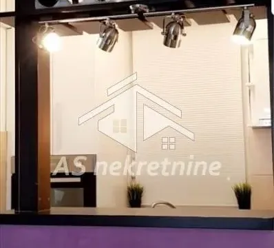 Izdavanje, četvorosoban stan, 96m², Crveni Krst, Beograd - image 6