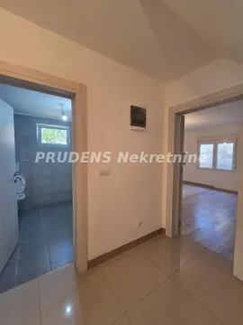 Prodaja, četvorosoban stan, 106m², Nova Pazova, Stara Pazova - image 12