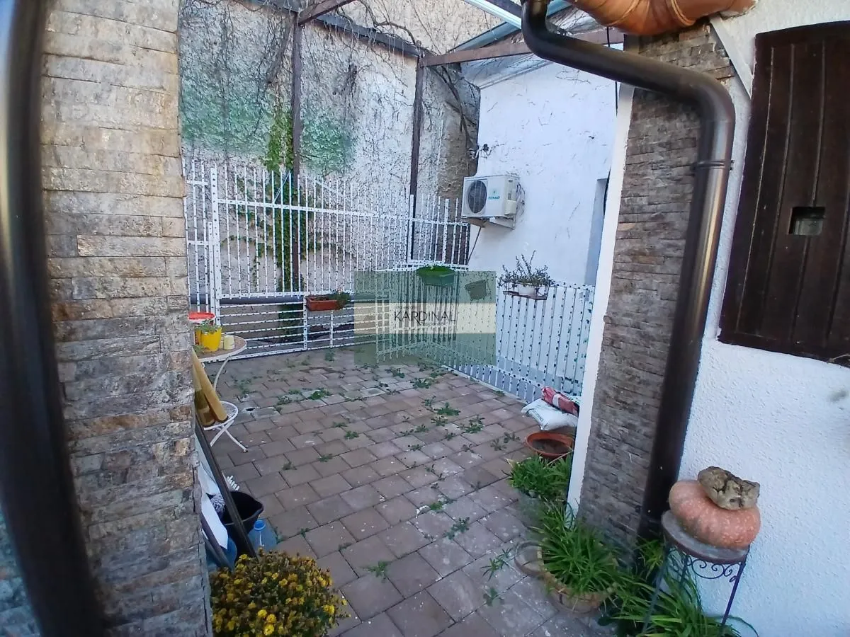 Prodaja, kuća, 118m², Centar, Jagodina