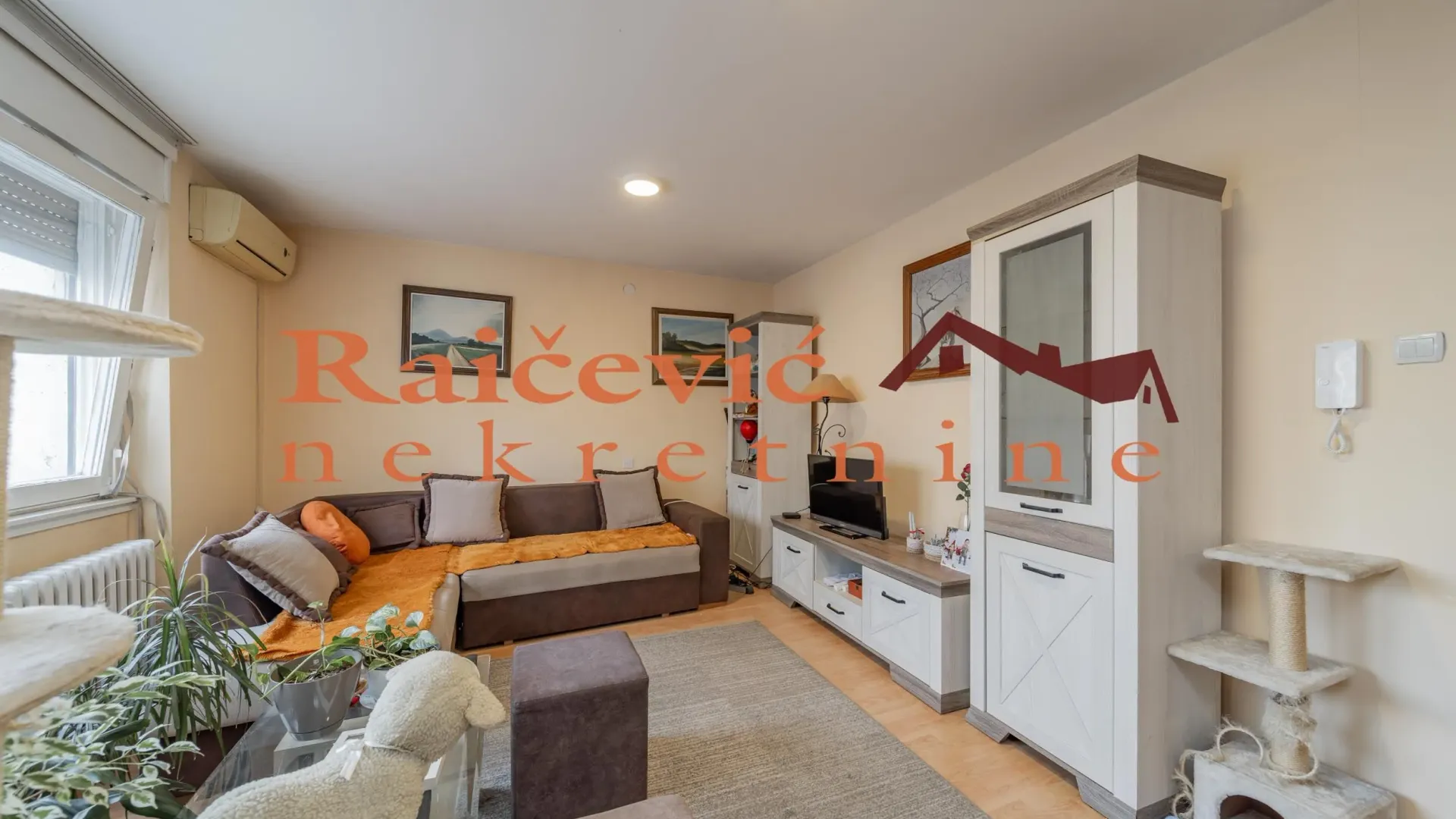 Sale, three bedroom apartment, 76m², Stari Grad, Beograd