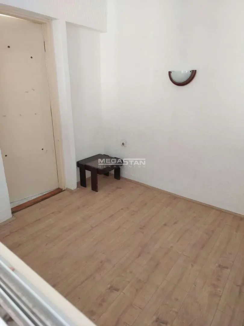 Izdavanje, jednosoban stan, 38m², Kotež, Palilula Sve Podlokacije