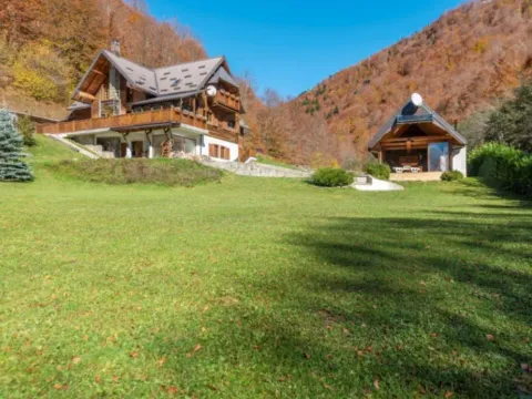 Prodaja, kuća, 550m², Podgorica, Crna Gora