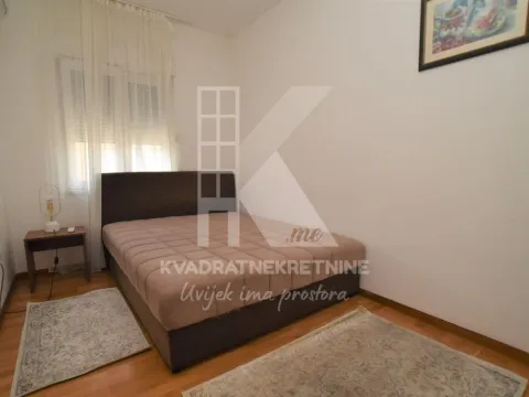 Rent, two bedroom apartment, 75m², City Kvart, Podgorica - image 7