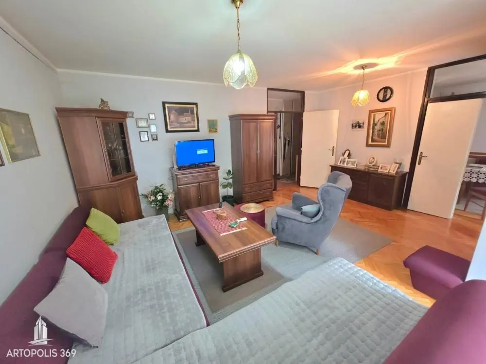 Prodaja, dvosoban stan, 56m², Stari Košutnjak, Rakovica