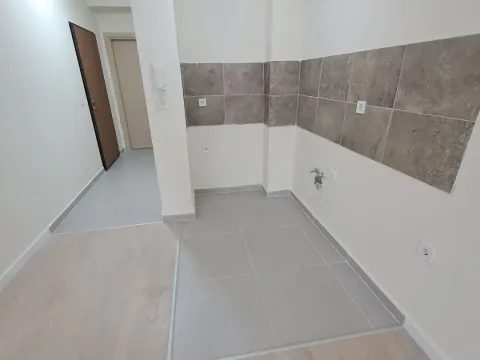 Prodaja, jednosoban stan, 42m², Zabjelo, Podgorica - image 3