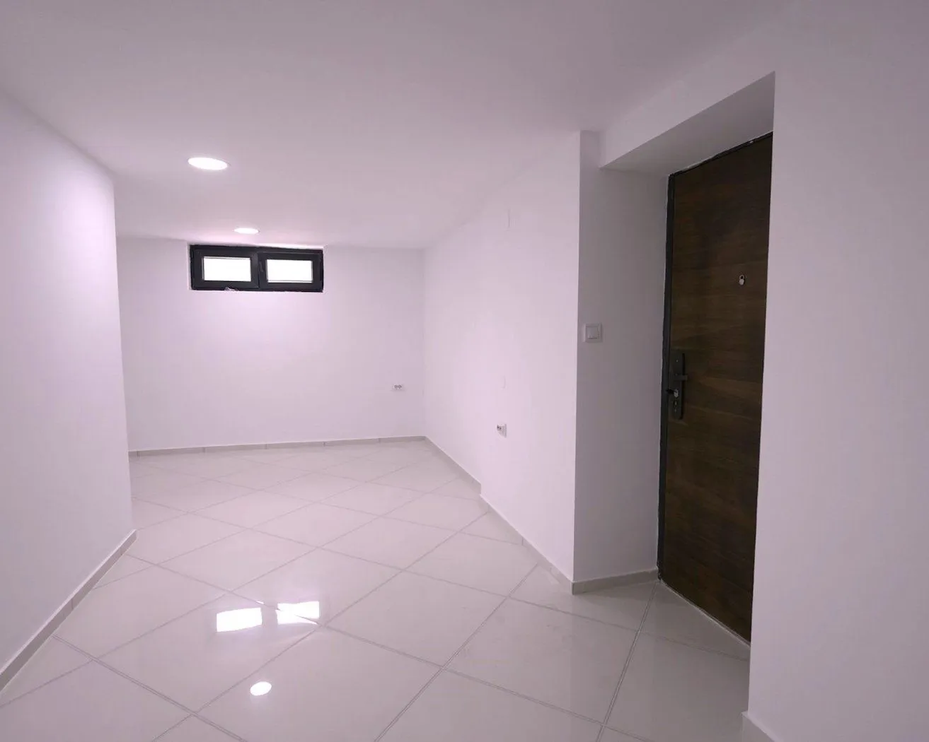 Rent, apartment, 95m², Pod Goricom, Podgorica