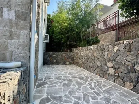 Sale, one bedroom apartment, 44m², Radovići, Tivat - image 10