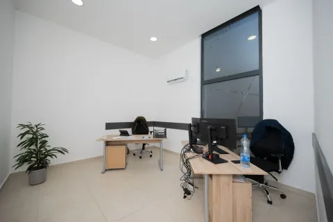 Sale, office space, 188m², Zabjelo, Podgorica - image 13