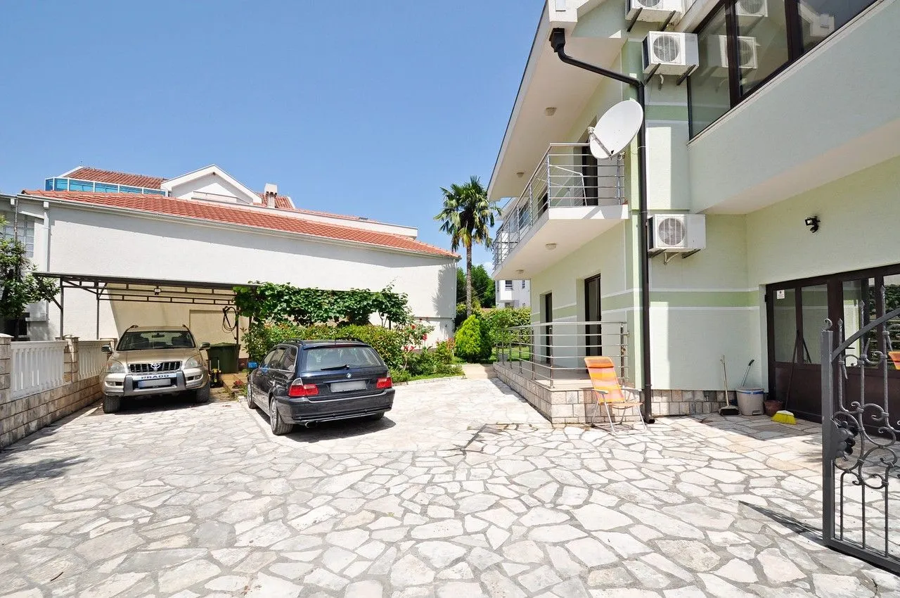 Prodaja, kuća, 222m², Tivat, Crna Gora