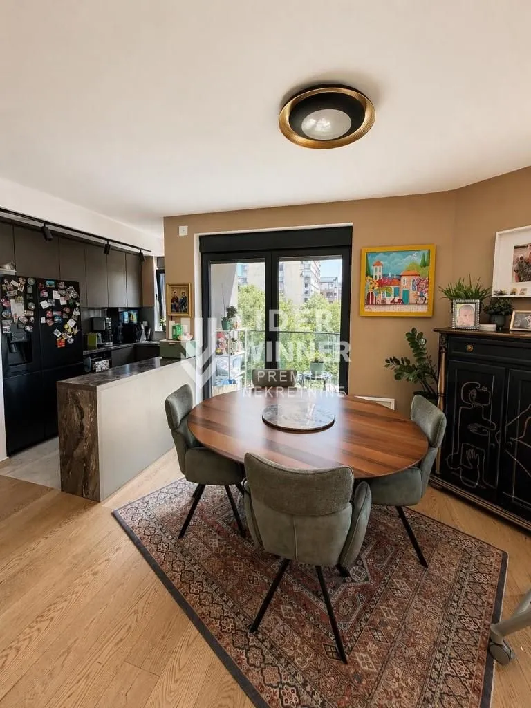 Prodaja, trosoban stan, 69m², Neimar, Vračar Sve Podlokacije