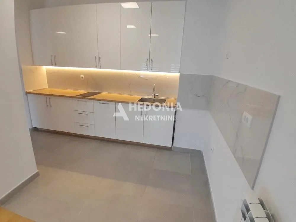 Rent, office space, 112m², Novi Beograd Blok 65, Novi Beograd Sve Podlokacije