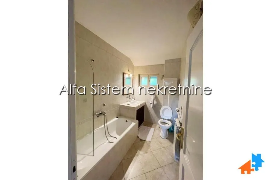 Izdavanje, trosoban stan, 85m², Olimp, Zvezdara Sve Podlokacije