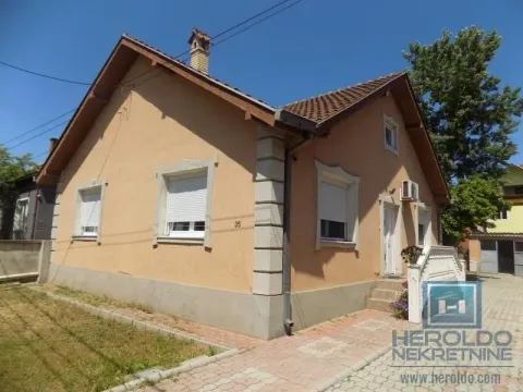 Sale, house, 230m², Centar, Paraćin - image 2